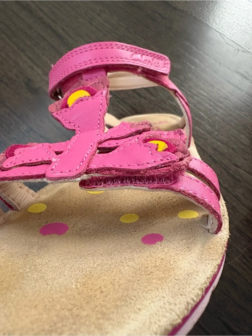CLARKS Girls' Pink Sandals - Kids' Summer Shoes Genuine Leather Size 1